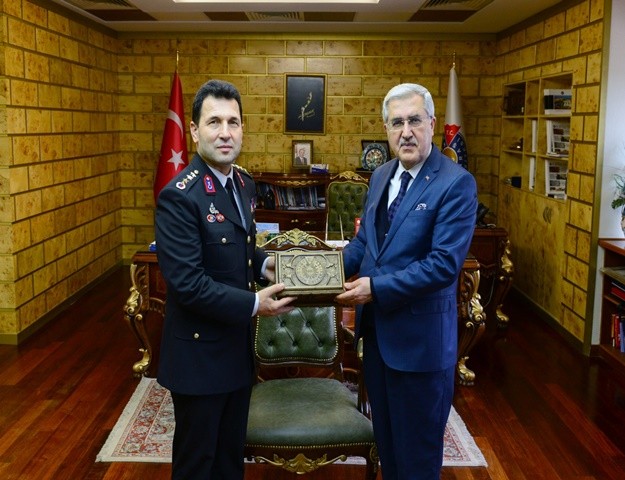 İl Jandarma Komutanı Özdurhan Rektör Can'ı Ziyaret Etti