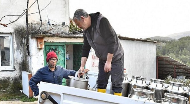 İzmir’de Süt Üreticisi Nefes Almaya Başladı