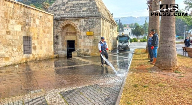 Büyükşehir Kenti Bayrama Hazırlıyor