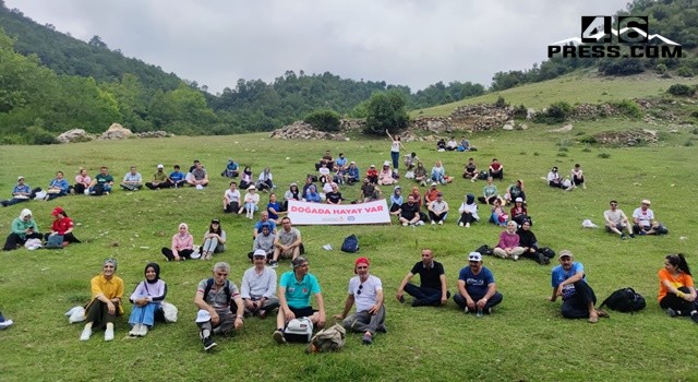 Değirmendere Şelalesi Doğaseverleri Büyüledi