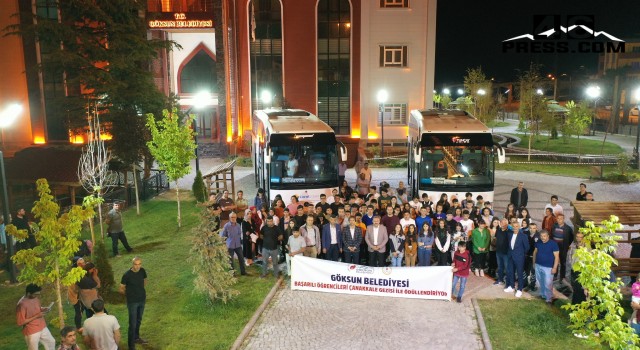 Başkan Aydın'dan Başarılı Öğrencilere Ödül