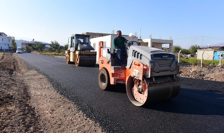 Dulkadiroğlu'nda Asfalt Çalışmaları Devam Ediyor