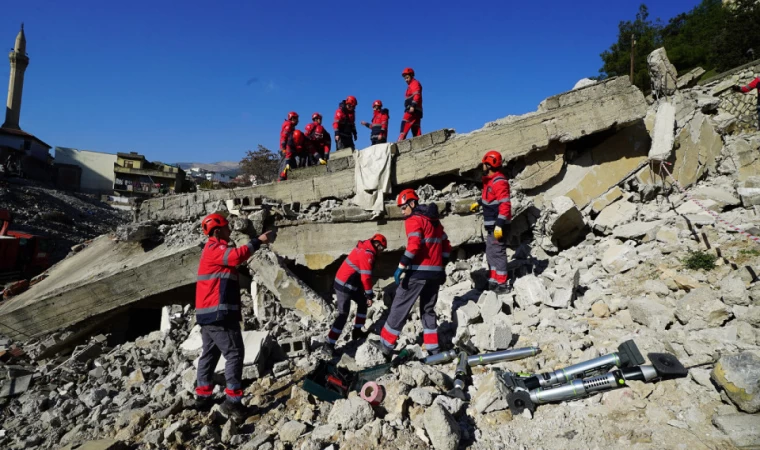 Kahramanmaraş'ta Gerçeği Aratmayan Deprem Tatbikatı