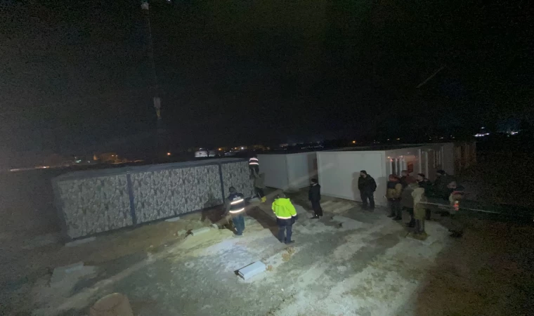 Deprem Felaketinin Yaşandığı Afşin’de Konteyner Kent Kurulumuna Başlandı