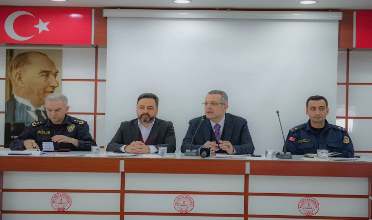 Elbistan’da muhtarlar istişare için toplandı!