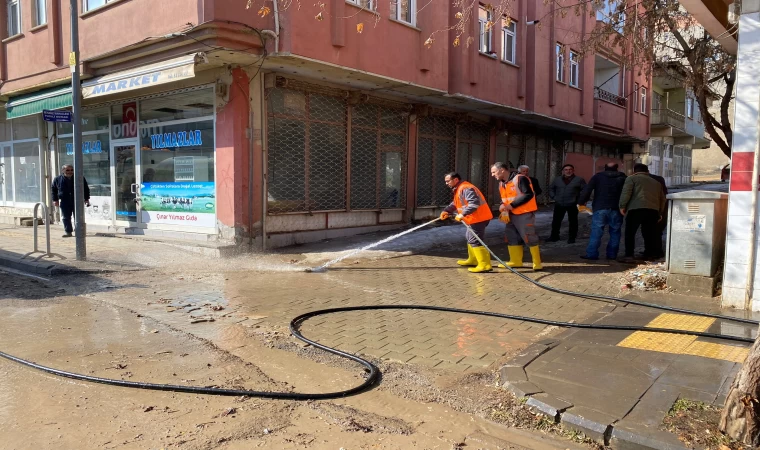 Afşin’de Depremin İzleri Siliniyor