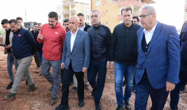 Başkan Güngör, Şiddetli Fırtınanın Vurduğu Pazarcık’ı Ziyaret Etti