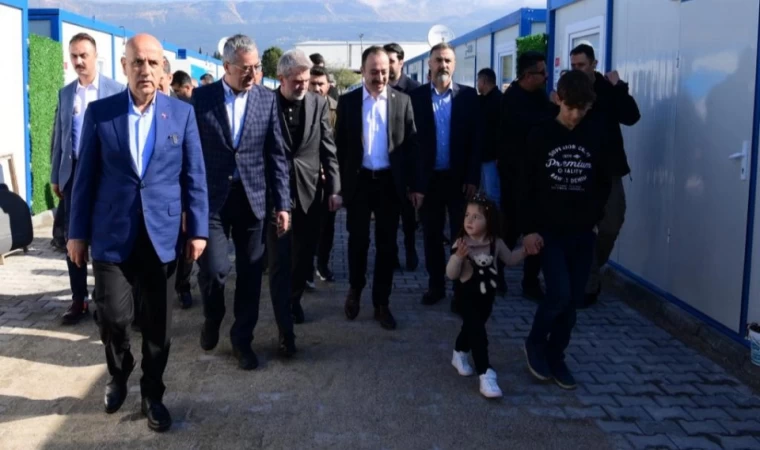 Başkan Güngör’den Geçici Barınma Merkezi’nde Bayram Ziyareti