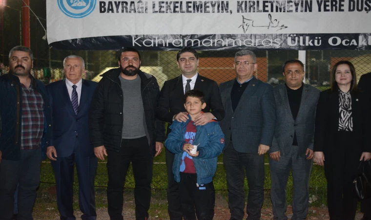 MHP'li Özdemir Kahramanmaraş'ta depremzede vatandaşlarla iftar yaptı 