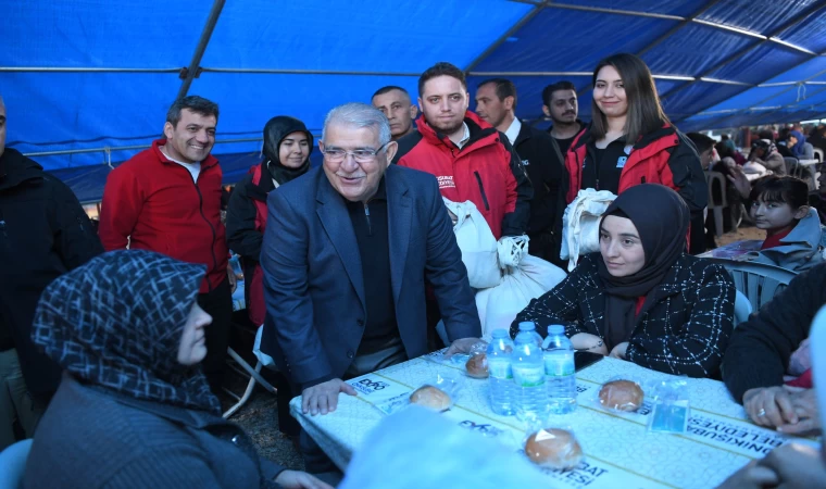 Onikişubat Belediyesi, gönül sofrasını Döngele Mahallesi’nde kurdu