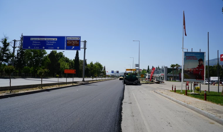Büyükşehir, Servis ve Bağlantı Yollarını da Yeniliyor