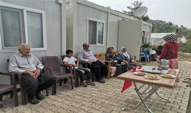 Deprem sonrası kayaların düştüğü mahalle koruma altına alındı