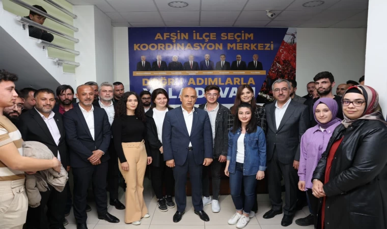 İyi Parti’den Ak Kadrolara Geçiş