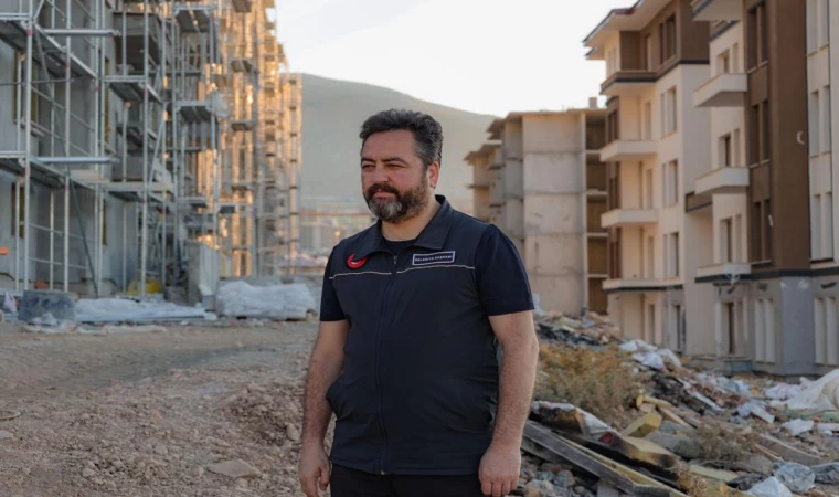 Orta hasarlı binalarda, güçlendirme ruhsatı verilmeye devam ediyor