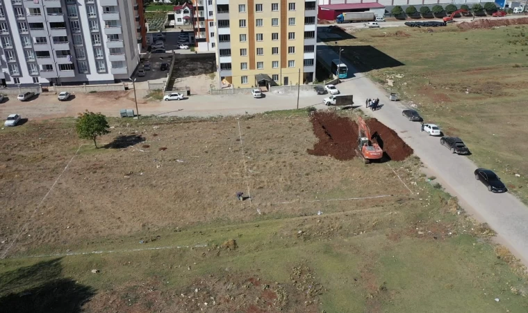 Elbistan Belediyesi depremzedeler için ücretsiz konut yapıyor