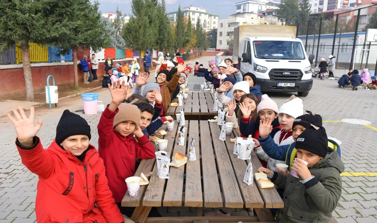 Dulkadiroğlundan Öğrencilere Çorba İkramı