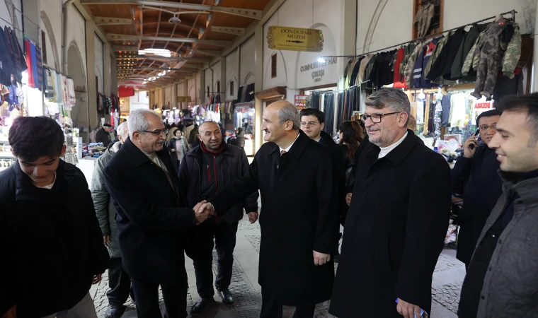 Başkan Okay, Tarihi Kapalı Çarşı Esnafını Ziyaret Etti