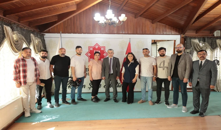 Kahramanmaraşlı Gazetecilerden Başkan Erkan Gürbüz'e Hayırlı Olsun Ziyareti