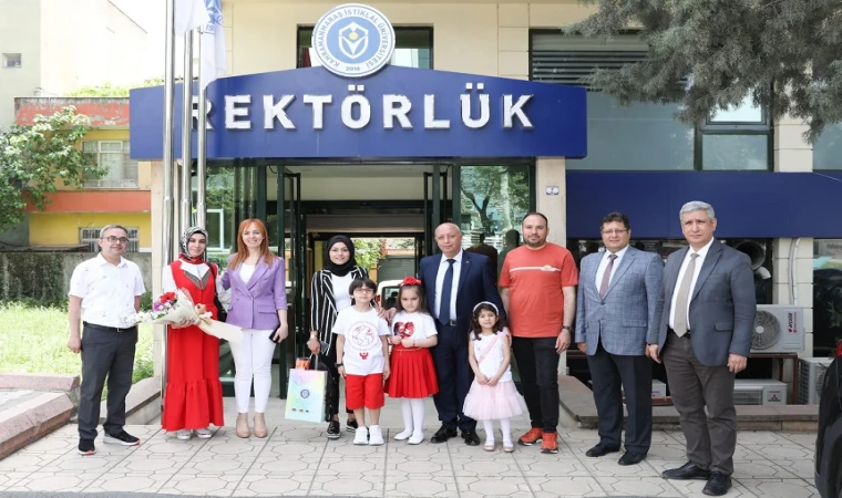 KİÜ’nün Küçük Rektörü, Çocuk Akademisi Kurulmasını İstedi