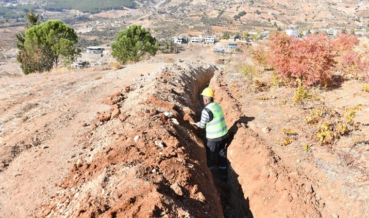 Büyükşehir, Dulkadiroğlu’nda Mahallelerin Altyapısını Bir Bir Yeniliyor