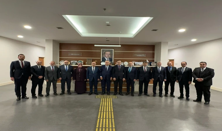 AK Parti Kahramanmaraş’tan Ankara’ya Çıkarma 