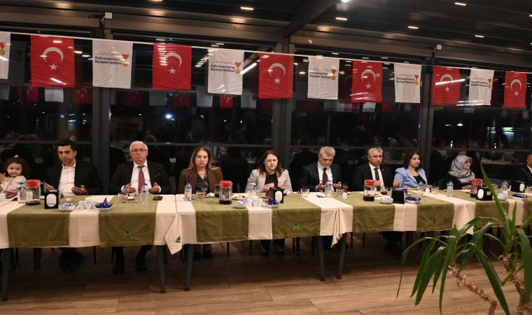 Büyükşehir Belediyesi Meclisi İftarda Bir Araya Geldi