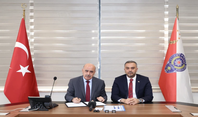 Başkan Toptaş ve Gökduman, Güvenli Park Projesi’nin protokolünü imzaladı