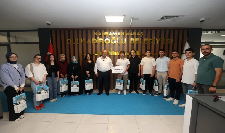 Dulkadiroğlu Belediyesi’nden YKS Başarısına Büyük Destek