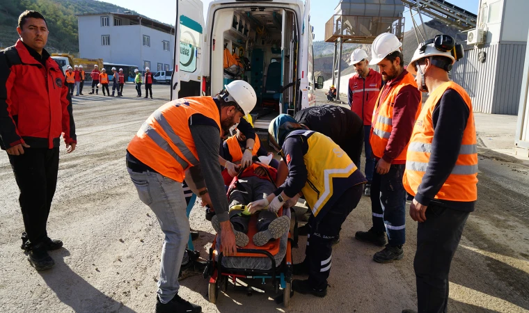 Büyükşehir’den Gerçeği Aratmayan Acil Durum Tatbikatı