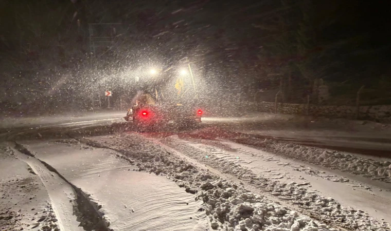 Onikişubat Belediyesi Karla Mücadelede Teyakkuzda