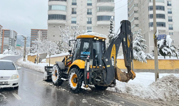 KASKİ’den Karla Mücadeleye Güçlü Destek