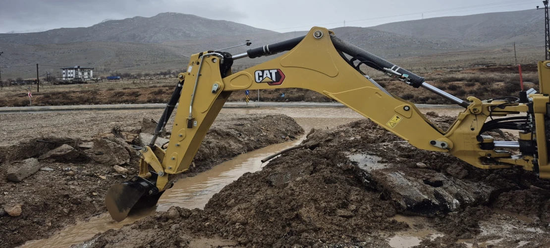 Büyükşehir, Kuzey İlçelerde de Yağışlara Karşı Mücadelesini Sürdürüyor