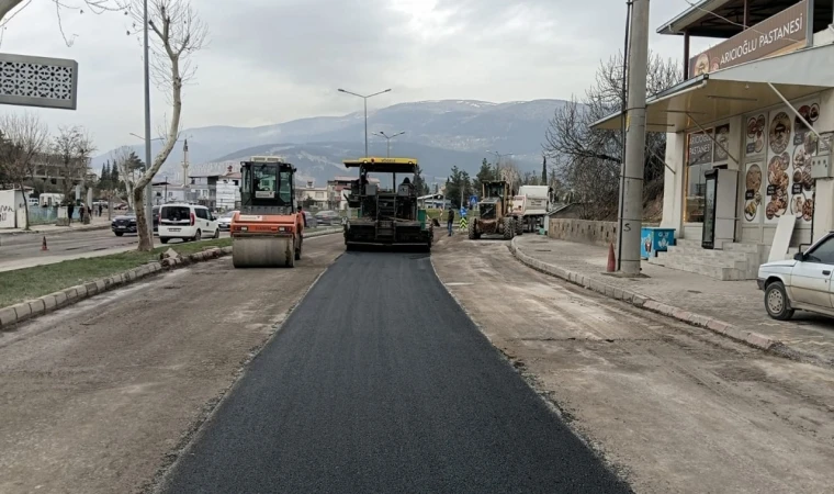 Büyükşehir’den Dulkadiroğlu’nda Asfalt Seferberliği
