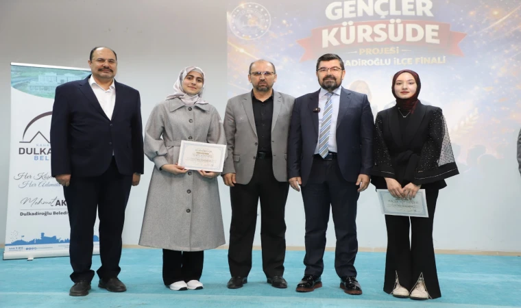 Gençler Kürsüde Dulkadiroğlu İlçe Finali Büyük Heyecana Sahne Oldu