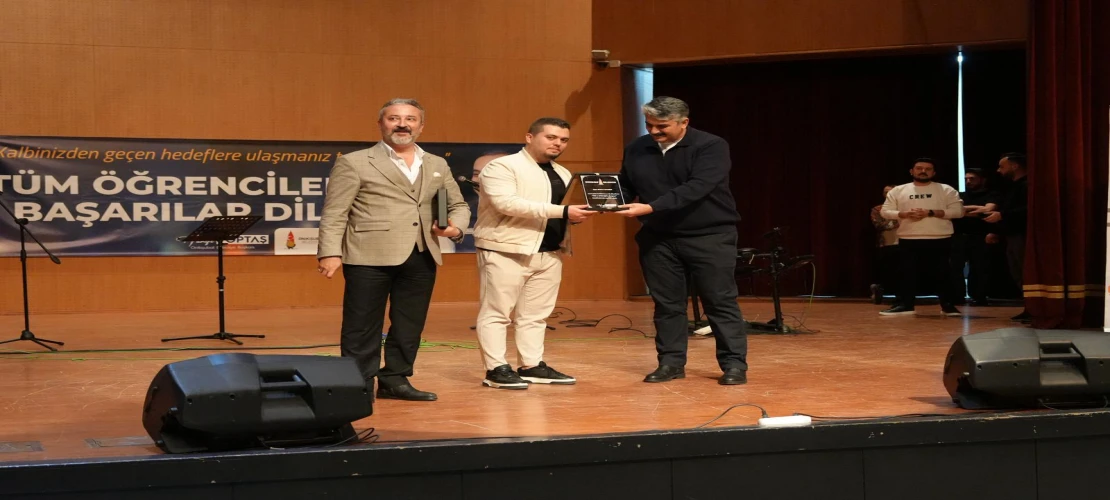 Onikişubat Belediyesi’nin YKS ve KPSS Kazandıran Taktikler Kampı yoğun ilgi gördü