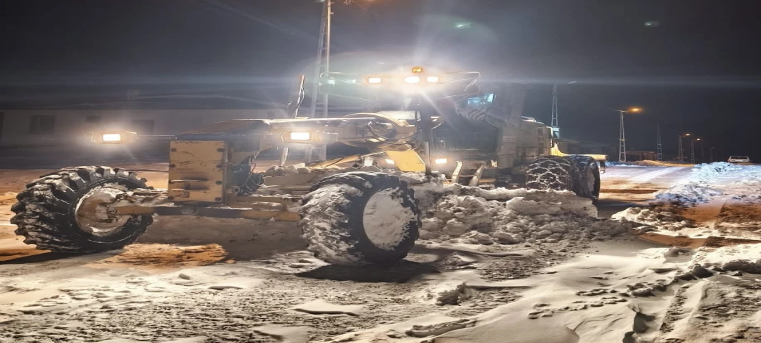 Büyükşehir, Göksun Kırsalında Kar Mesaisini Sürdürüyor