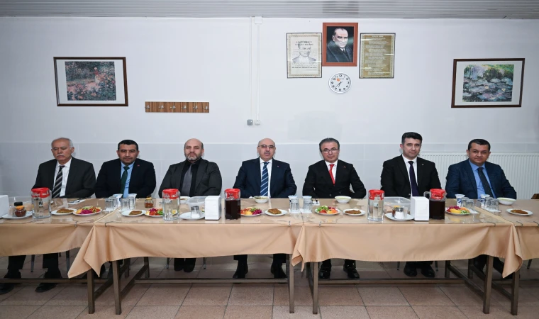 KSÜ Rektörü Prof. Dr. Mahmut Ak, Afşin’de İftar Programına Katıldı