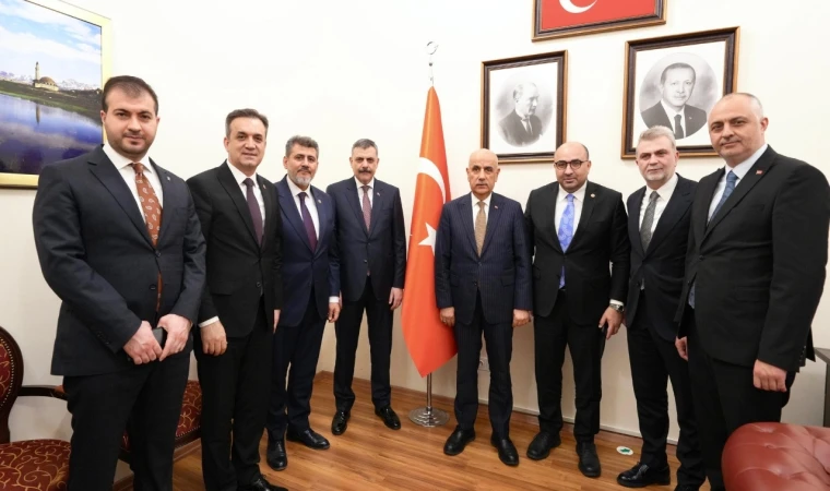 AK Parti Kahramanmaraş Heyeti İçişleri Bakanı Çiftçi ile Bir Araya Geldi