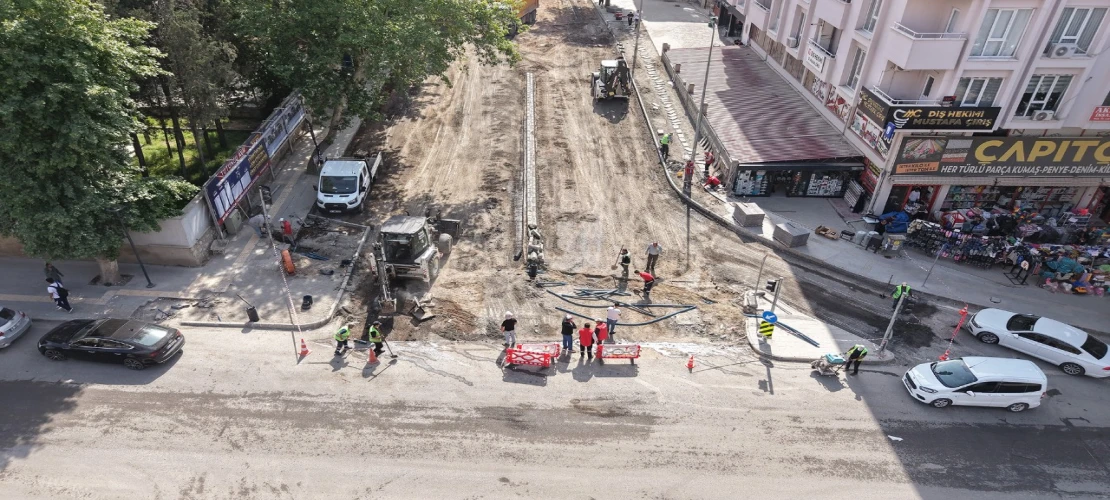 Büyükşehir, Cahit Zarifoğlu Caddesi’nde Kapsamlı Yenileme Çalışması Başlattı