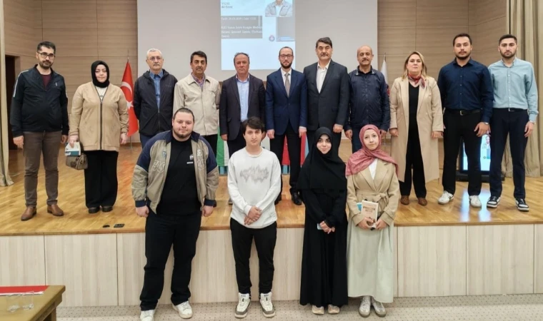 KSÜ’de Hayata Yön Veren Edebiyat Konferansı Düzenlendi