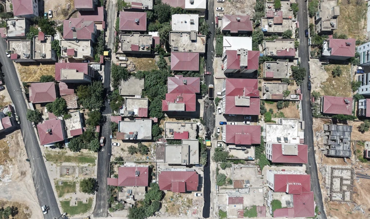 Büyükşehir, Aslanbey Mahallesi’nde Asfalt Mesaisine Başladı