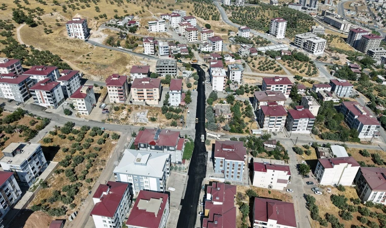 Büyükşehir, Dulkadiroğlu Ballıca Mahallesi’nde Asfalt Mesaisini Sürdürüyor
