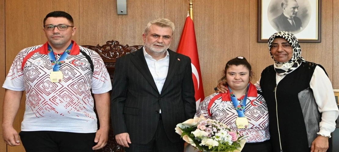 Başkan Görgel, Judo Dünya Şampiyonu Zeynep Sude’yi Misafir Etti