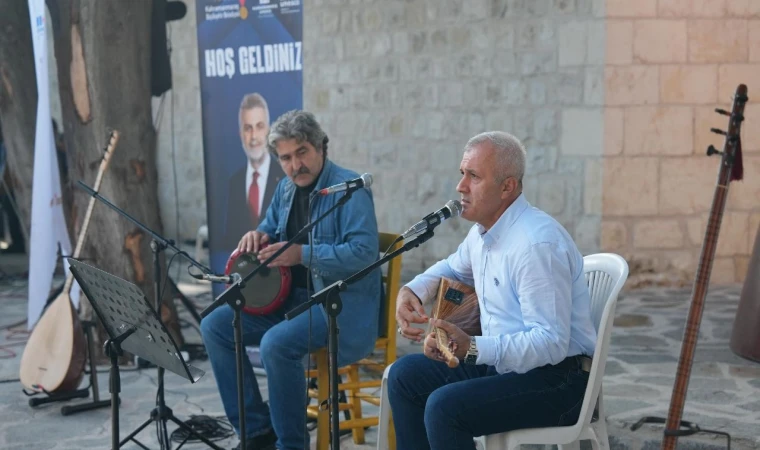 Büyükşehir, Âşıklık Geleneğini Kahramanmaraş Kalesi’nde Yaşattı