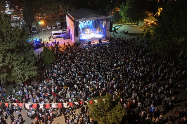 Fırat Görgel ile Yeniden Canlanan Ağustos Fuarları - KÖŞE YAZISI