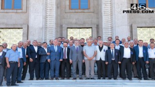 Mahir Ünal, muhtarları ağırladı
