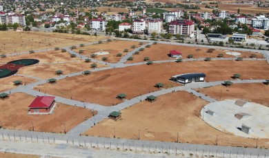 Afşin Millet Bahçesi Yeşilleniyor