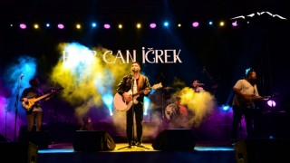 Kahramanmaraş’ta Emir Can İğrek Söyledi, On Binler Eşlik Etti