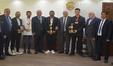 İzmirli berberlerin büyük başarısı