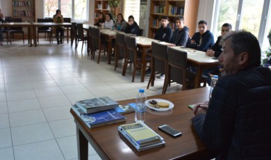 Kütüphane Söyleşileri Edebiyatseverlerle Buluşuyor